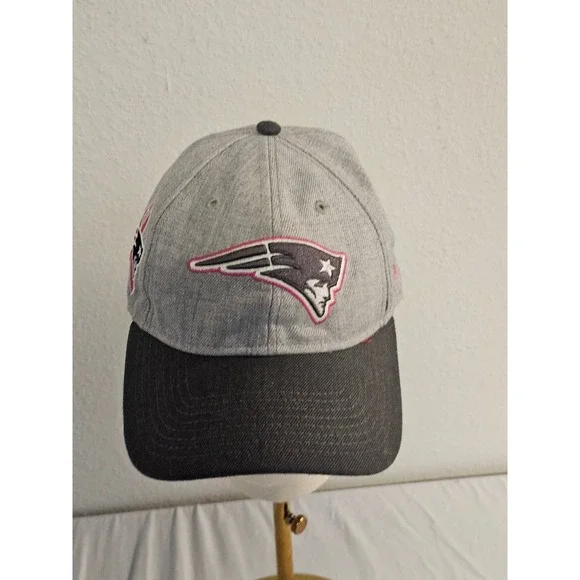 New Era 9TWENTY Women New England Patriots Hat Gray Pink Breast Cancer Awareness