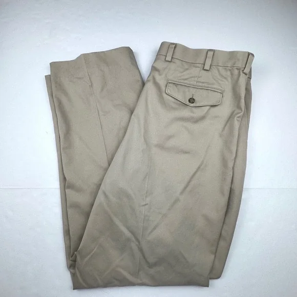 L.L. Bean Pleated Chinos 38 Cotton Khaki Classic Comfort Waist Casual Work Pants