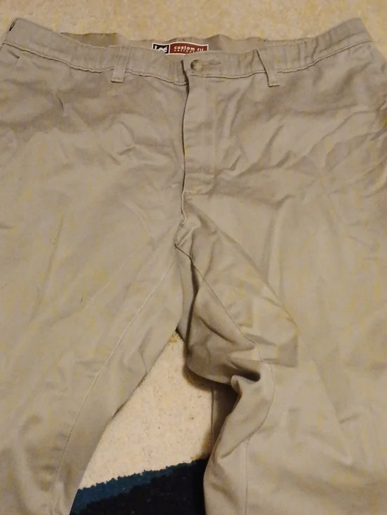 Lee Men’s Khaki Straight Chinos
