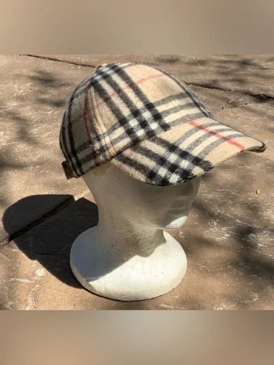 Burberry London 100% Cashmere Beige Plaid Cap with Black and Red Checks