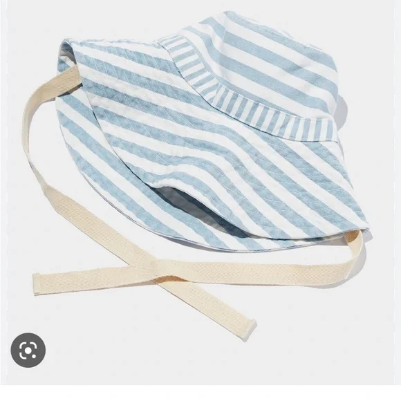 Cotton On Sasha wide brim sun hat blue and white