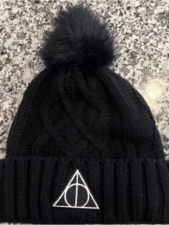 Warner Bros. HARRY POTTER Black Knit Pom Beanie with White Embroidered Logo