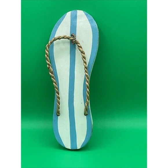 FLIP FLOP Beach Hanger Decorative Wood Wall Art.EUC