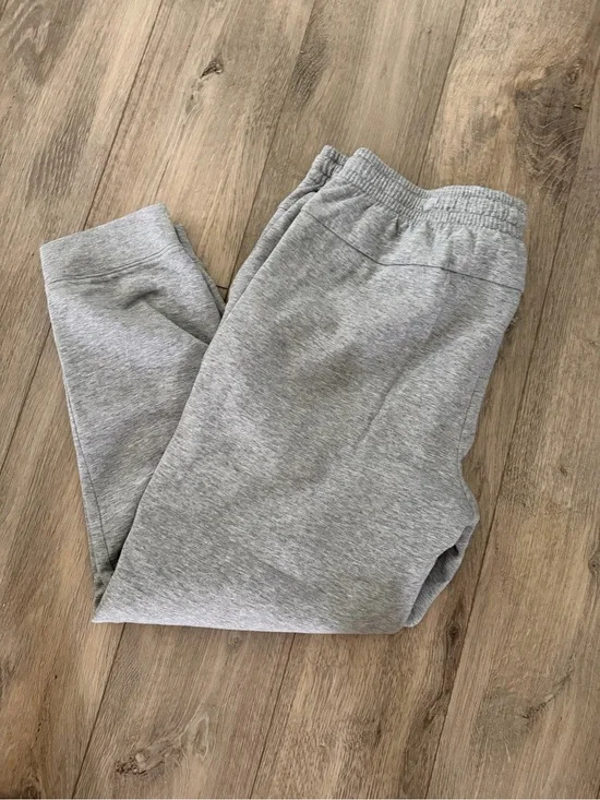 Member's Mark Men's Active Jogger in Heather Gray
