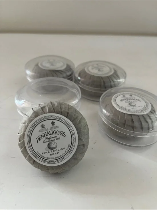 Penhaligon's Gray Wrapped Round Soaps - Set of Travel Soaps