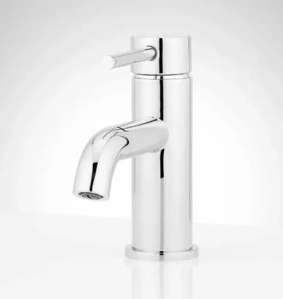 Lexia Single-Hole Bathroom Faucet - Chrome