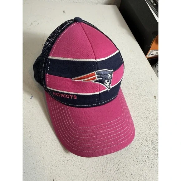 New‎ England Patriots Women's Crucial Catch Breast Cancer Awareness Reebok Hat