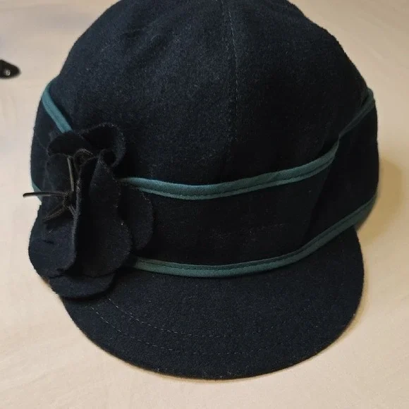 Stormy Kromer Ida Kromer Cap Black Wool Teal Trim Flower Detail Size‎ 7 Hat USA