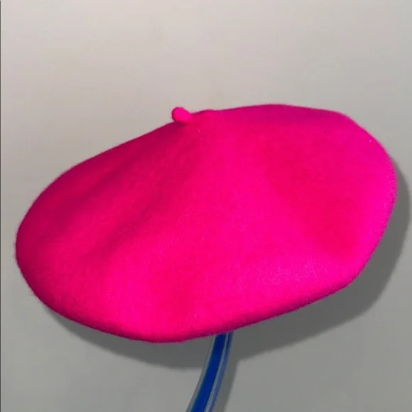Fuchsia Wool Beret‎