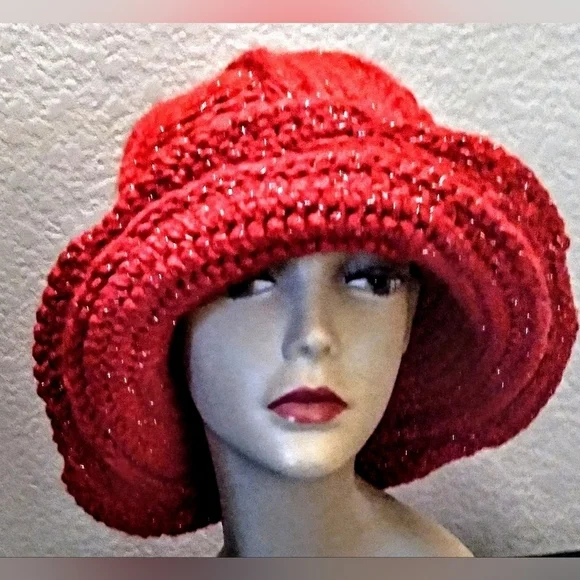 NWT Novelty Cashmere Blend Wide Brim Winter Hat With Bling!!!