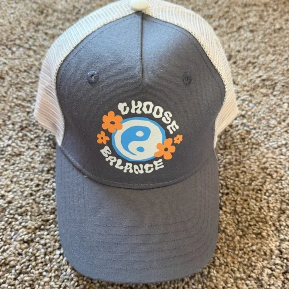 CHOOSE BALANCE Graphic Trucker Hat