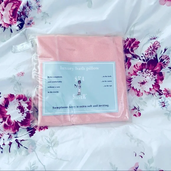▪️6/$25▪️NEW Spa Sister Luxury Pink Bath Pillow
