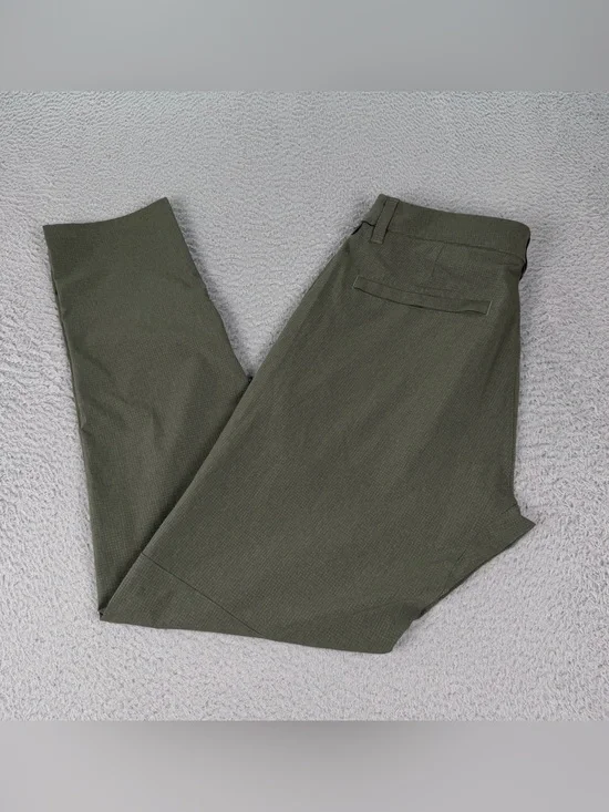 Lululemon Commission Pants Mens 32 Green Slim Fit WovenAir Chino Athleisure