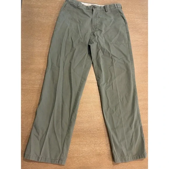 L.L.Bean Comfort Waist Chino Pants Mens 36x34 Green 100% Cotton Straight