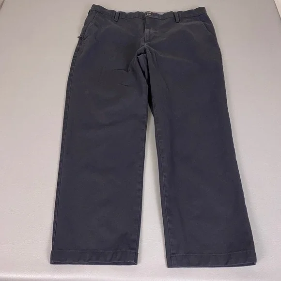 Dockers Pants Men's 40x30 Classic Fit Smart 360 Flex Chino Navy Blue WaterLess