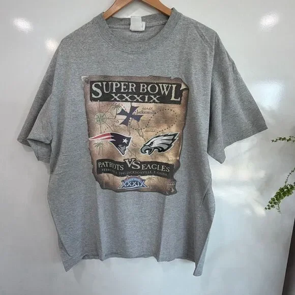 Vintage Super Bowl XXXIX‎ 2005 Patriots Eagles Tee