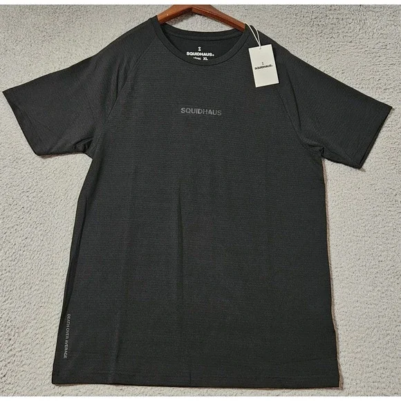 Squidhaus T Shirt Men's Size XL‎ Black Short Sleeve Performance Gym Active NWT