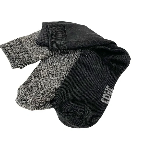Frye Women’s Black Grey Thin Knit Crew Socks Lot of‎ 2