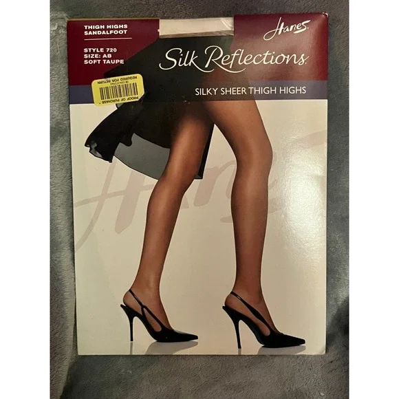 Vintage Hanes Silk Reflections Thigh Highs‎ AB Soft Taupe Style 720 Sealed