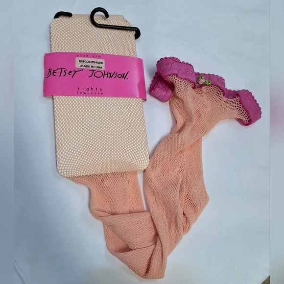 Vintage Betsy Johnson Tights Low-Rise Pink Peach FishNet Stocking Discontinued
