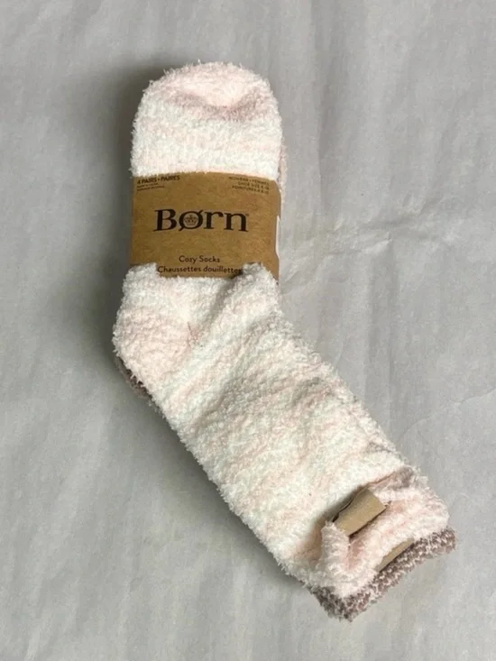 New Born Socks Women’s 4 Pair Cozy Fuzzy Socks Plush Casual Soft Activewear