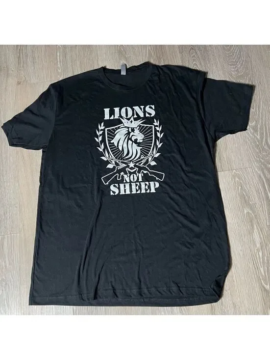 “Lions not sheep” t-shirt Black White Lion Crown Guns AK 47 Rifle Patriot NRA XL
