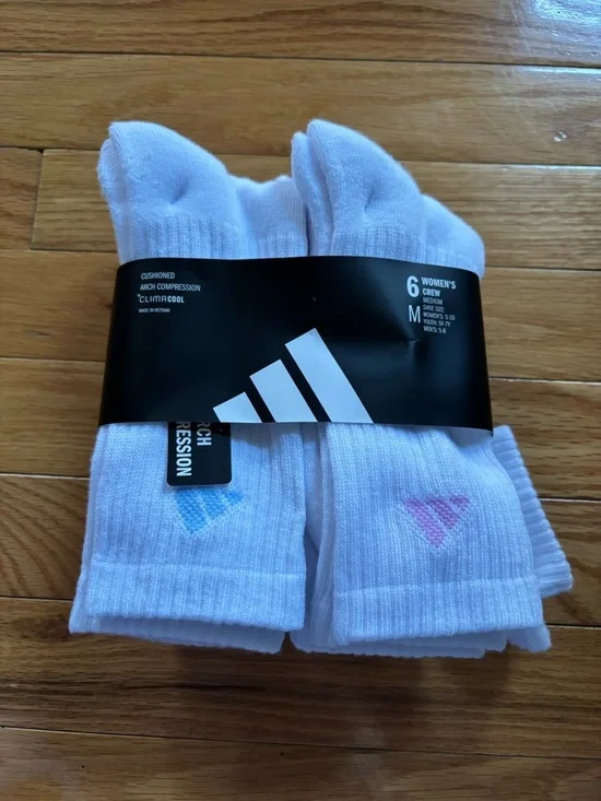 Adidas Women Socks Crew 6-Pairs Brand‎ New
