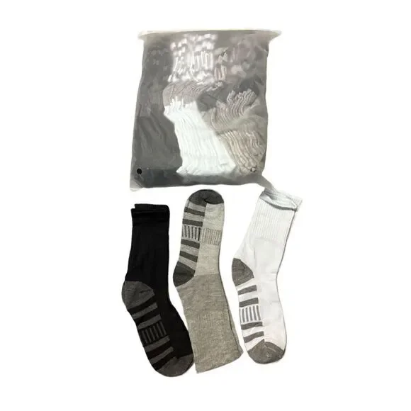 Package of 30 crew socks size 7-9