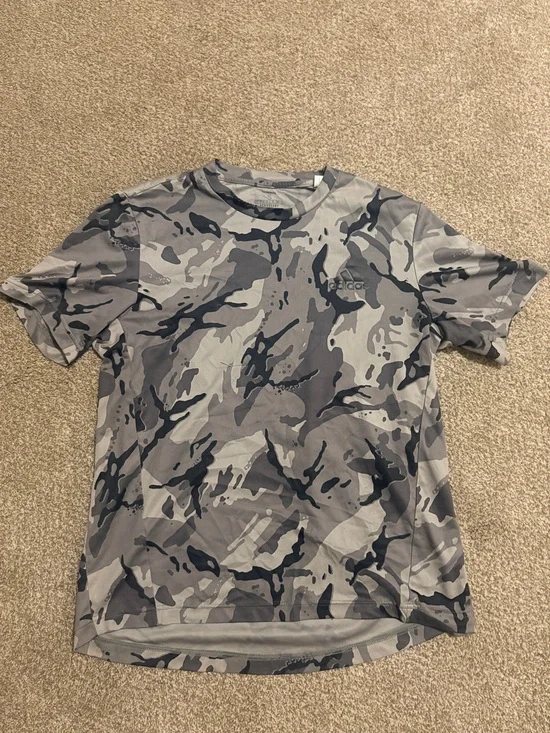 adidas Men's Grey Camo Short-Sleeve Tee
