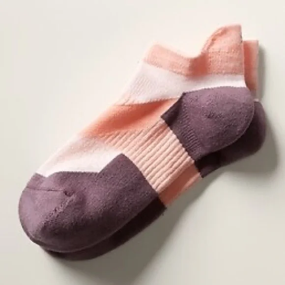 NWT Athleta Performance Ankle Sock Hydrangea Pink