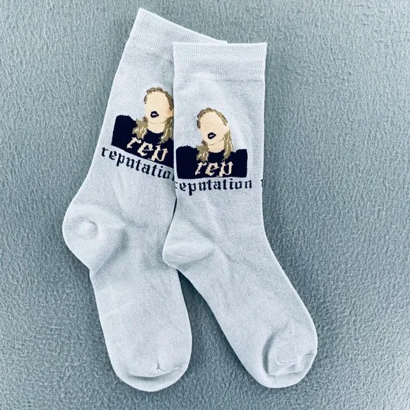 Taylor Swift Women Crew Socks Blue Reputation Pop Culture One Size Fan Merch