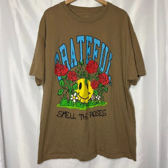 Grateful Apparel Smell The Roses Smiley Face Graphic T-Shirt‎ Brown Mens 2XL