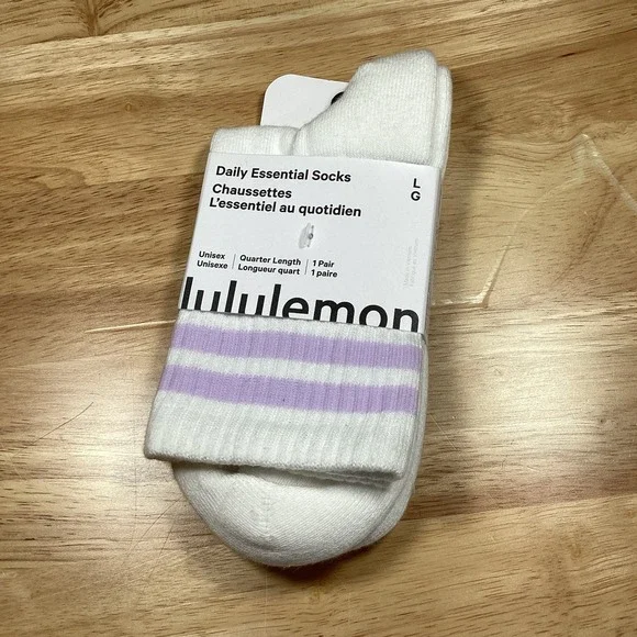NWT‎ Lululemon daily essential socks crew white/Purple- Large