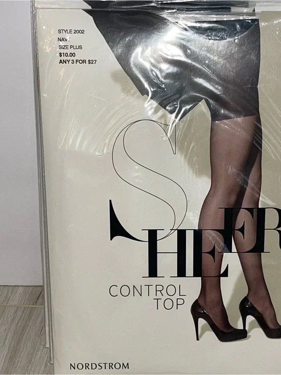 New Nordstrom Medium Nude Navy Control Top Pantyhose - Size Plus 3 Pair