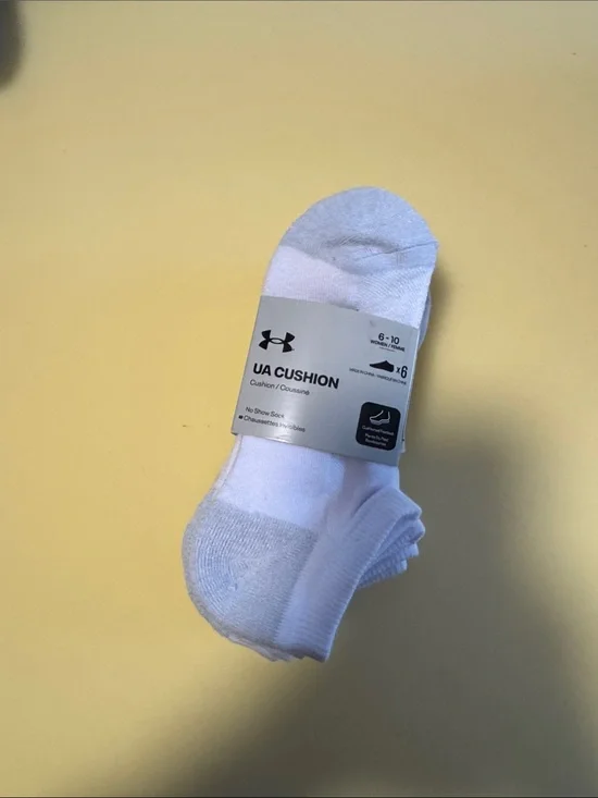 Women’s 6pr Under Armour UA Cushion No-Show Socks in White with Colored UA logos