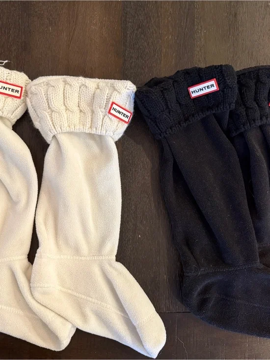 Hunter Fleece Boot Socks in Cream and Black