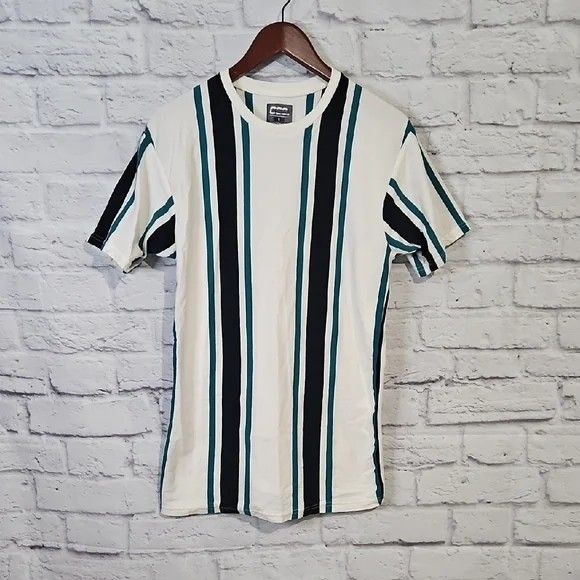 Classic White and Black Short Sleeve Tee