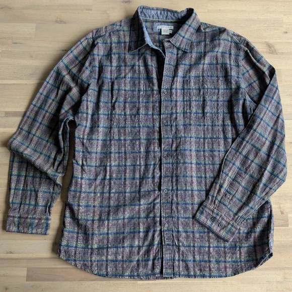 Carbon2Cobalt Plaid Men's Button Down Shirt (Size Large)‎
