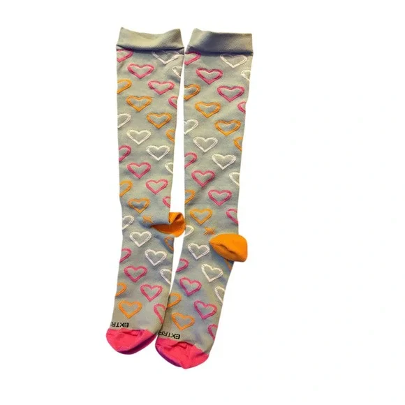 EXTREME FIT Women Knee High Socks Heart Pattern Pink‎ Orange White Gray