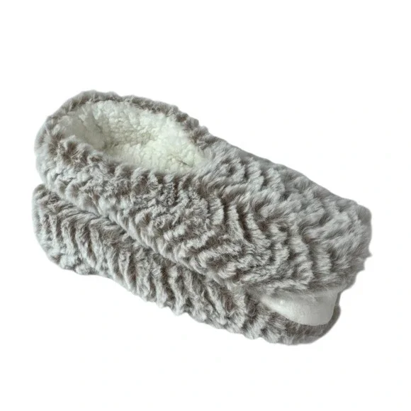 Auden Women's 0775 M/L 8-12 Faux Fur Slipper Socks‎ Tan Gripper Bottom NWT