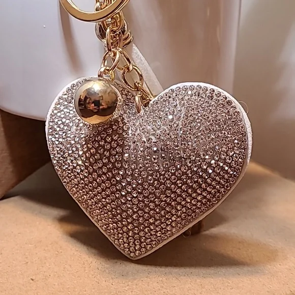 Rhinestone‎ Heart Keychain Purse Charm Bag Charm Gold Ball White Tassel