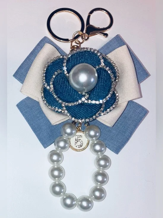 Luxe Inspired Keychain/Bag Charm.