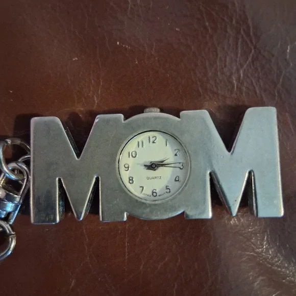 MOM Silver Tone Watch Pendant Keychain Fob Bag Charm Untested