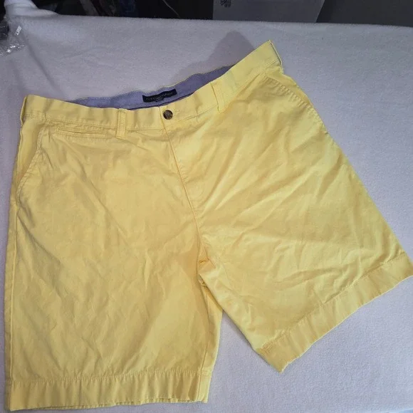 Vintage Tommy Hilfiger Chino Shorts Preppy Pastel Summer Casual Cotton Mens 40