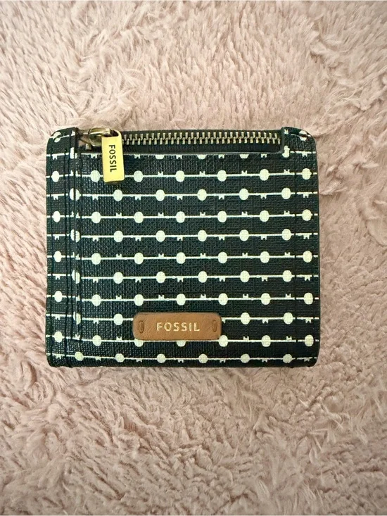 Fossil Black Wallet with Cream Dot Stripe Pattern