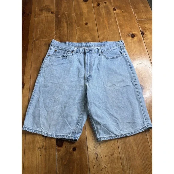 Levi's 469 Men's Relaxed Fit Light Wash Denim Jean Shorts Size W38