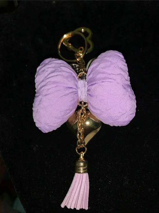 Handmade shell Bow purse/bag charm keychain with heart and tassel