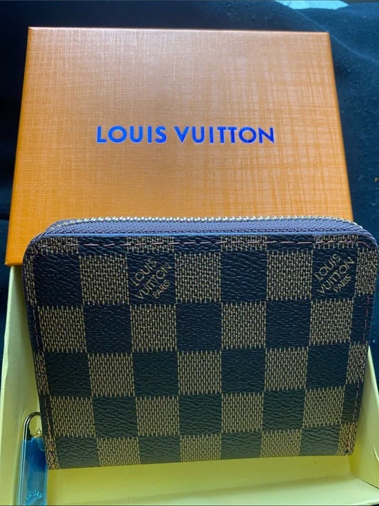 Source Unknown Brown Damier Compact Wallet Gold Accents