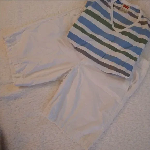 Calvin Klein White Khaki Shorts