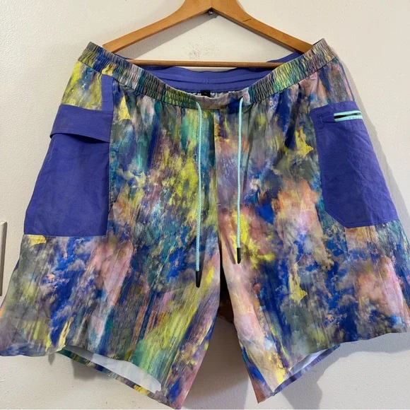 lululemon athletica Multicolor Men's Hybrid Shorts with Purple Pockets